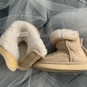 Winter suede boots baby-girl size
